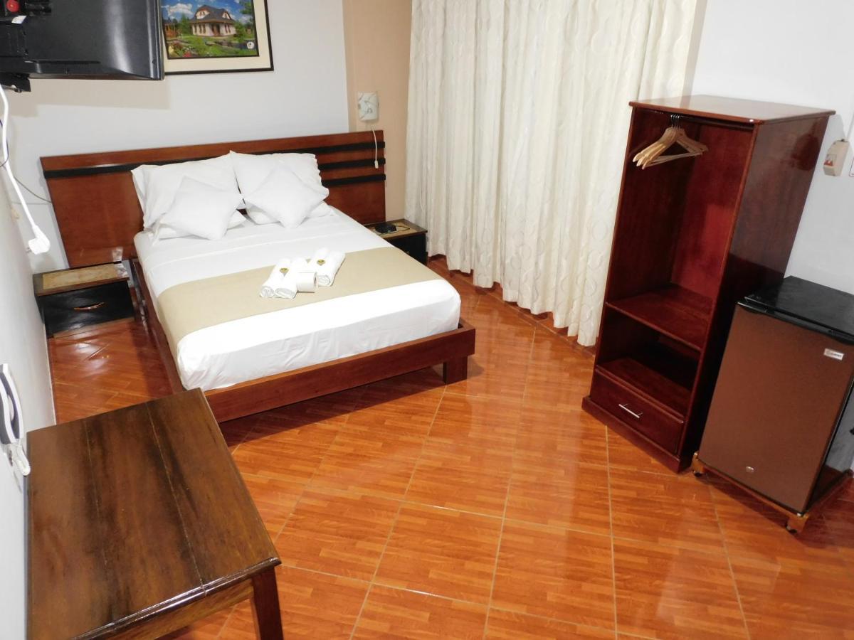 Hotel Tambopata Inn Puerto Maldonado Esterno foto
