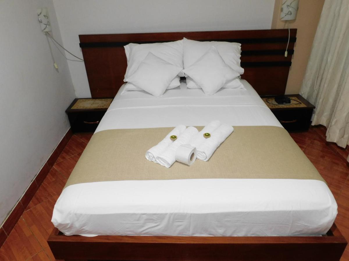 Hotel Tambopata Inn Puerto Maldonado Esterno foto