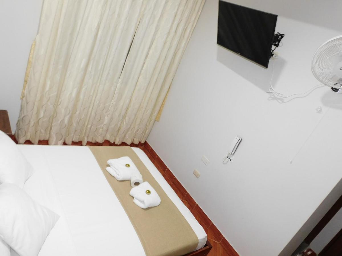 Hotel Tambopata Inn Puerto Maldonado Esterno foto