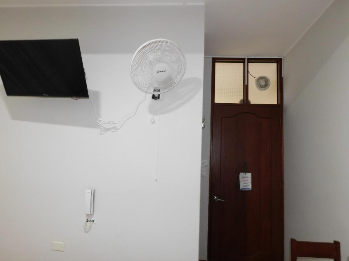 Hotel Tambopata Inn Puerto Maldonado Esterno foto